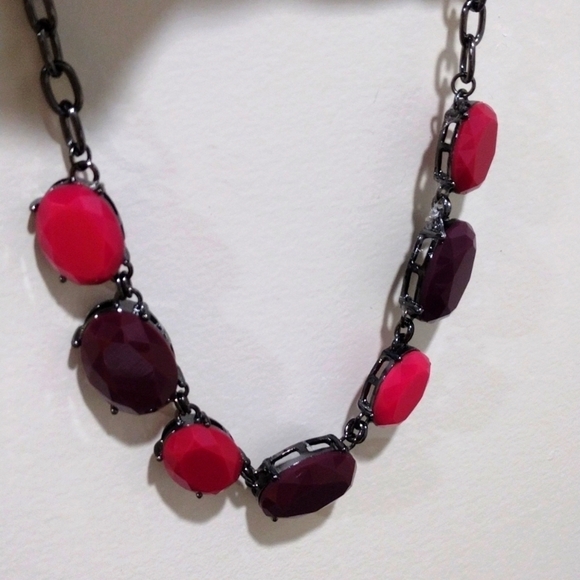 Black Chain - Colorful Plastic Stone Bold Statement Necklace - Women's Jewelry - Picture 9 of 9